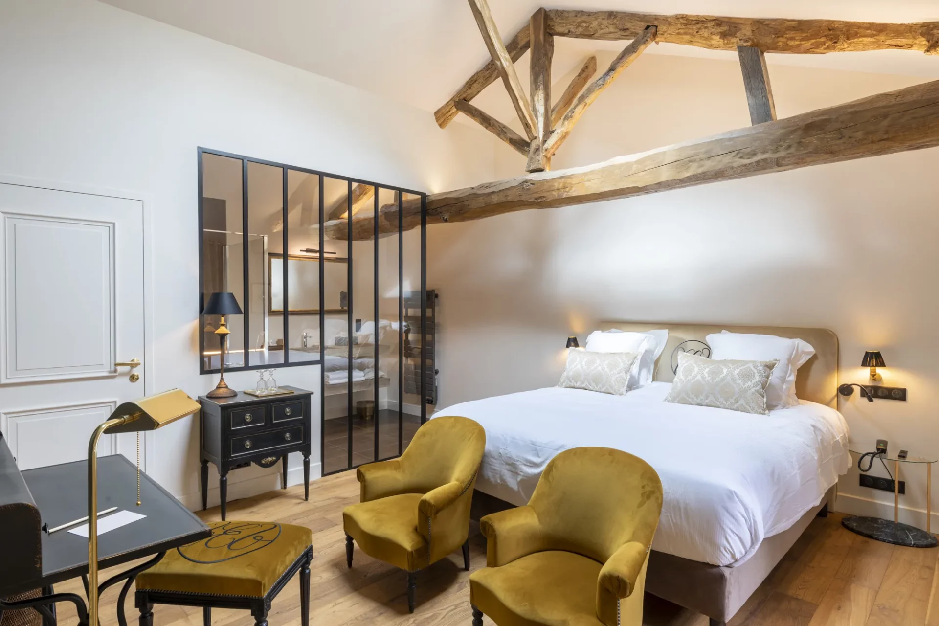 Hôtel Villa alexandre, Hôtel et restaurant de charme en Beaujolais, au cœur des vignes