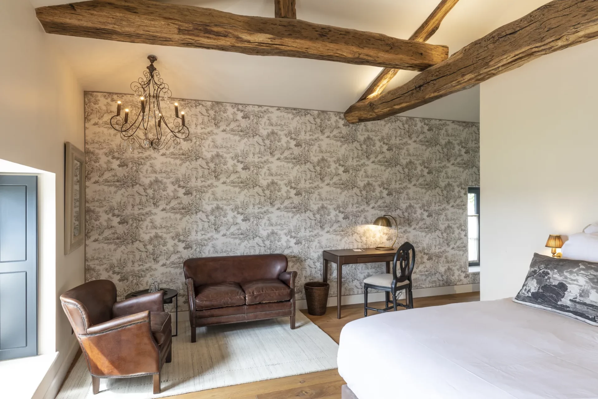 Hôtel Villa alexandre, Hôtel et restaurant de charme en Beaujolais, au cœur des vignes