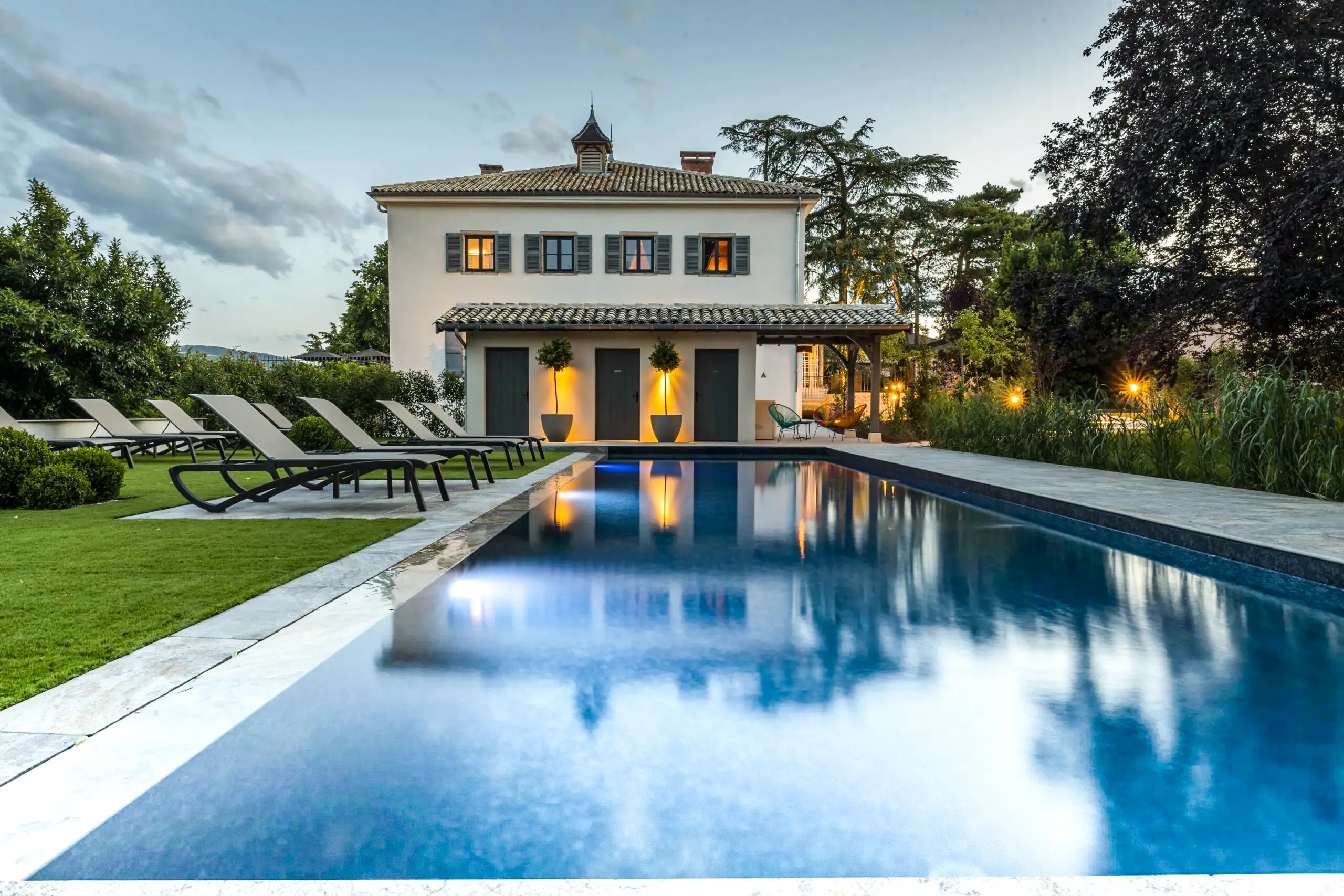 Hôtel Villa alexandre, Hôtel et restaurant de charme en Beaujolais, au cœur des vignes