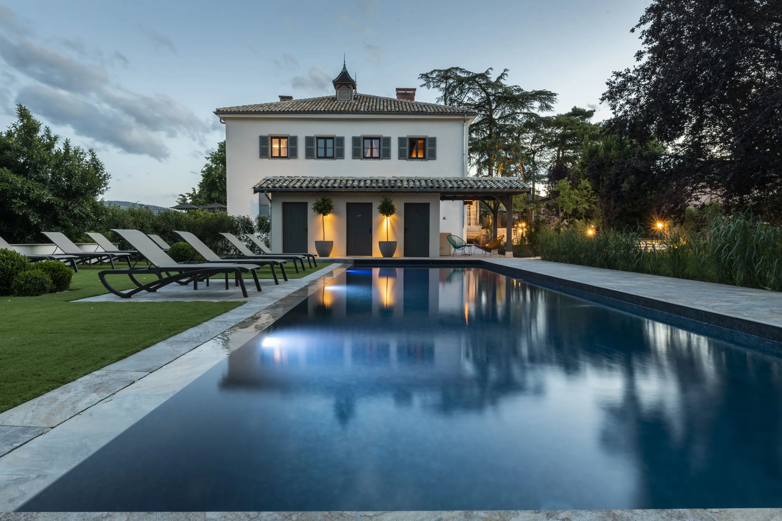 Hôtel Villa alexandre, Hôtel et restaurant de charme en Beaujolais, au cœur des vignes
